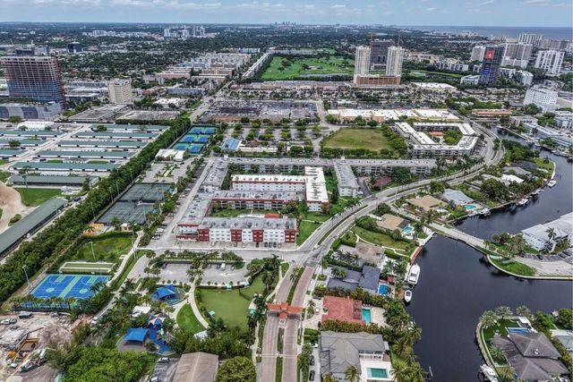 580 Egret Drive 121, Hallandale Beach, FL 33009