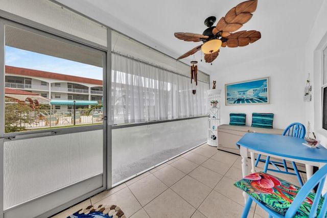 580 Egret Drive 121, Hallandale Beach, FL 33009