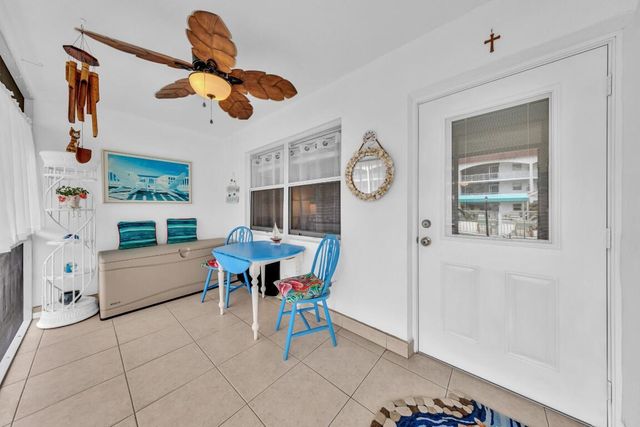 580 Egret Drive 121, Hallandale Beach, FL 33009