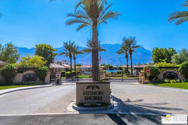 13 Lake Tahoe Drive, Rancho Mirage, CA 92270