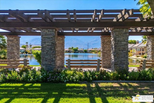 13 Lake Tahoe Drive, Rancho Mirage, CA 92270