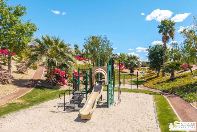 13 Lake Tahoe Drive, Rancho Mirage, CA 92270