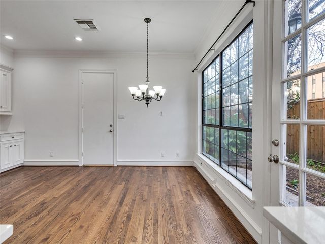 2525 Nantucket Drive 8, Houston, TX 77057