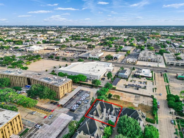 2525 Nantucket Drive 8, Houston, TX 77057