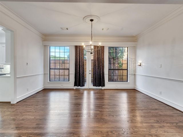 2525 Nantucket Drive 8, Houston, TX 77057