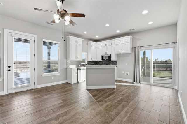 6298 Belz Road, Sanger, TX 76266