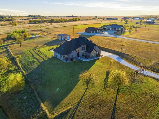 6298 Belz Road, Sanger, TX 76266