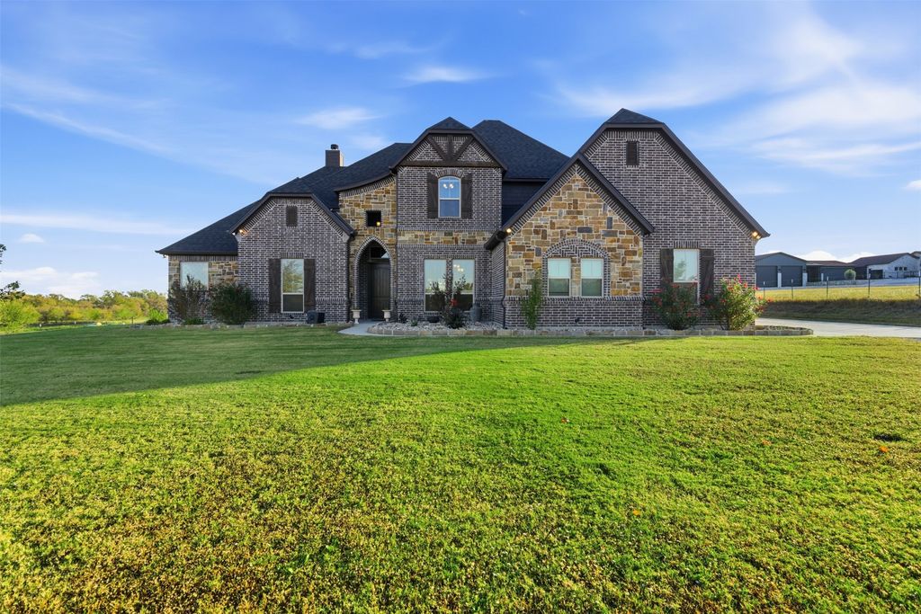 6298 Belz Road, Sanger, TX 76266