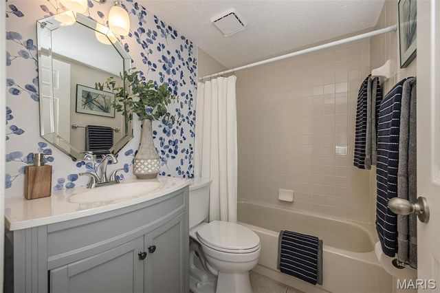 12917 Portulaca Drive 129, Unincorporated, MO 63146