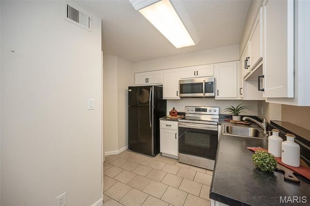 12917 Portulaca Drive 129, Unincorporated, MO 63146