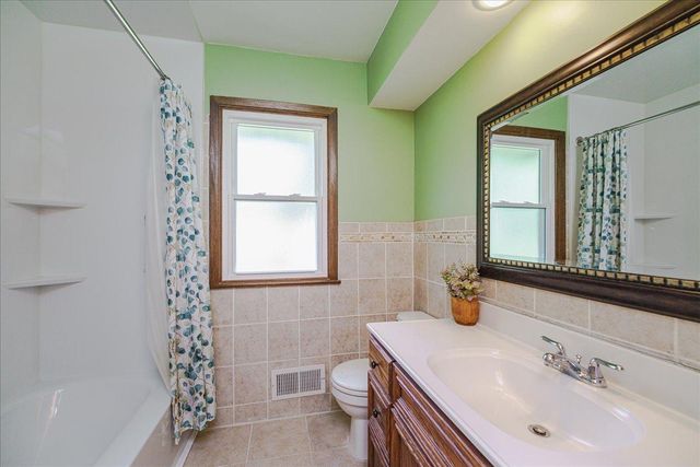 12692 Monterey Avenue S, Savage, MN 55378