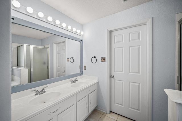 9306 Alzaada Lane, Houston, TX 77070