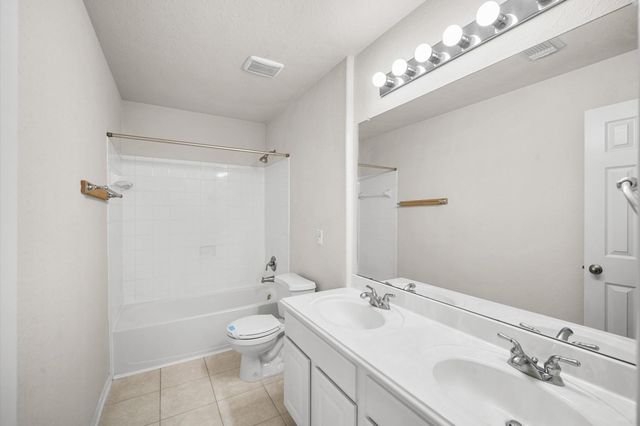 9306 Alzaada Lane, Houston, TX 77070