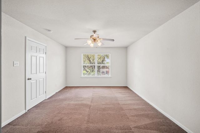 9306 Alzaada Lane, Houston, TX 77070