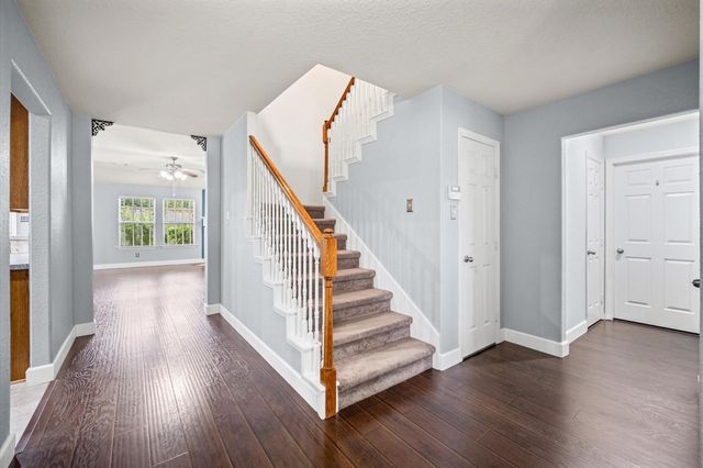 9306 Alzaada Lane, Houston, TX 77070
