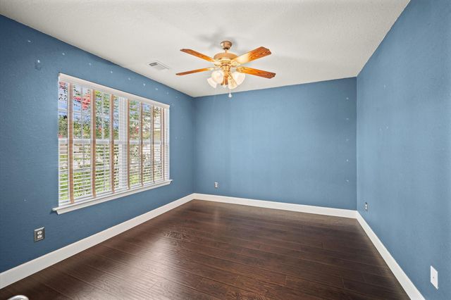 9306 Alzaada Lane, Houston, TX 77070