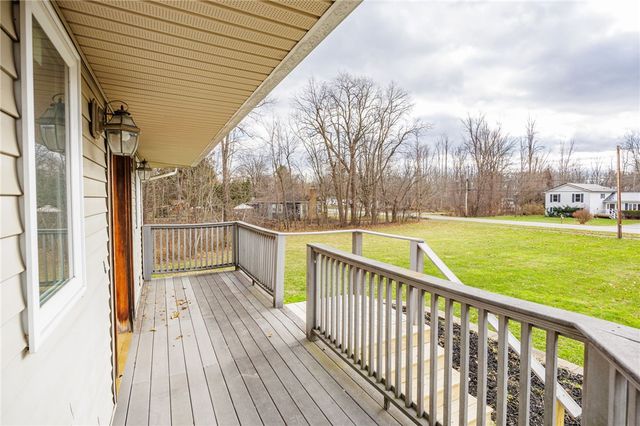 34 Pratt Road, Manchester, NY 14504