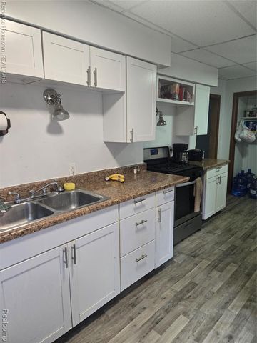 431 W Walnut Street, Kalamazoo, MI 49007