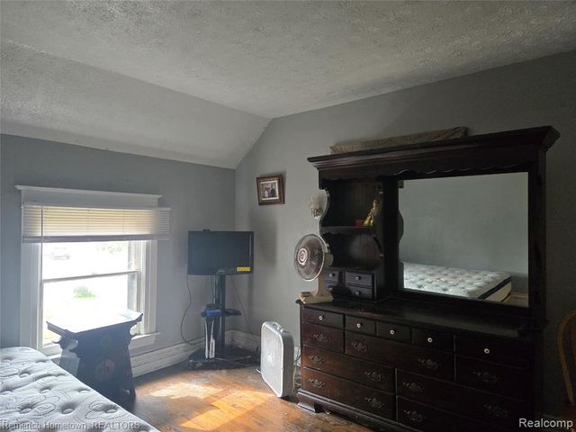 431 W Walnut Street, Kalamazoo, MI 49007