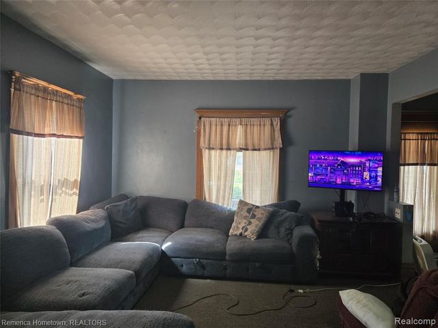 431 W Walnut Street, Kalamazoo, MI 49007