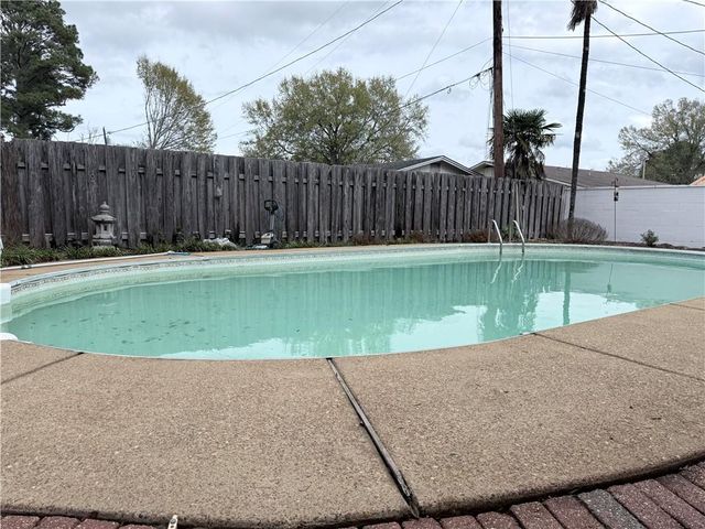 1255 LANCASTER Drive, Alexandria, LA 71303