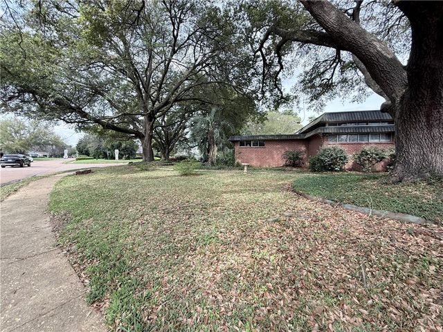 1255 LANCASTER Drive, Alexandria, LA 71303