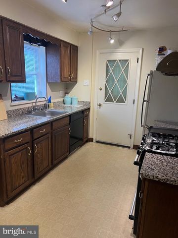 7722 FAIRFIELD ST, Philadelphia, PA 19152