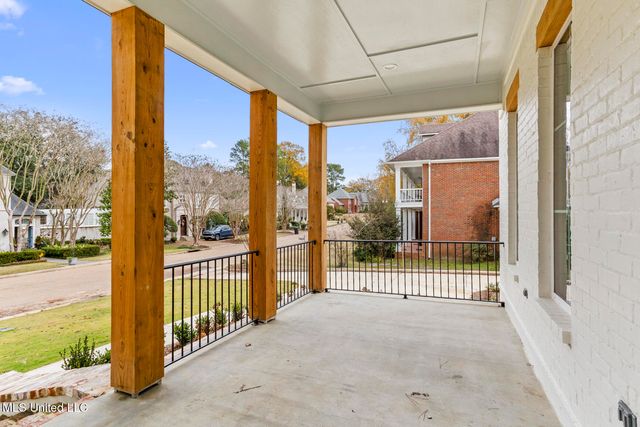 1427 Highland Park Drive, Jackson, MS 39211