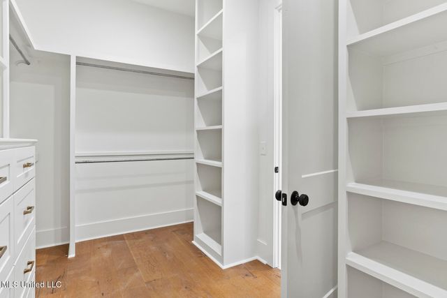 1427 Highland Park Drive, Jackson, MS 39211