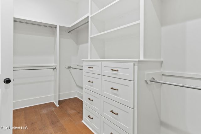 1427 Highland Park Drive, Jackson, MS 39211