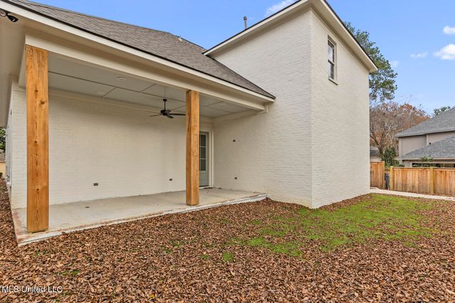 1427 Highland Park Drive, Jackson, MS 39211