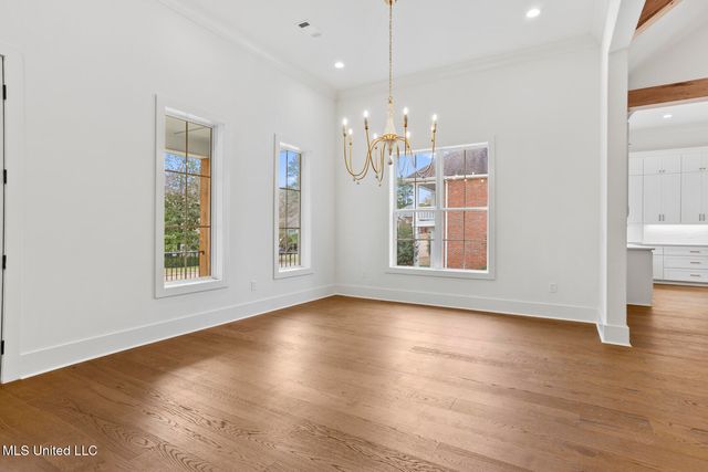 1427 Highland Park Drive, Jackson, MS 39211