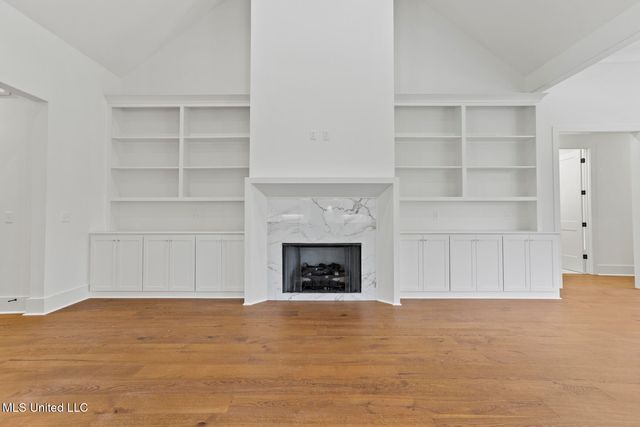 1427 Highland Park Drive, Jackson, MS 39211