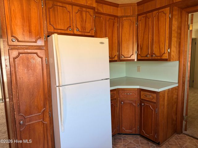 911 W Elizabeth Street, Elizabeth City, NC 27909