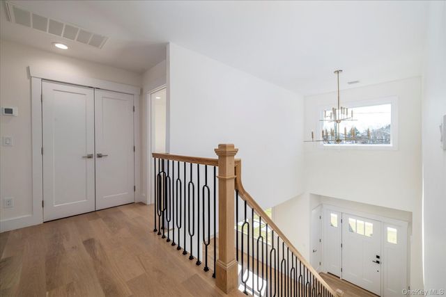 8 Van Cott Place, North Bellmore, NY 11710