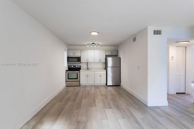 37 NW 59th St 1, Miami, FL 33127