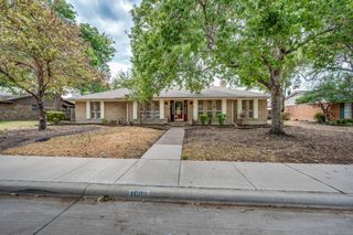 1607 Alexander Drive, Waxahachie, TX 75165