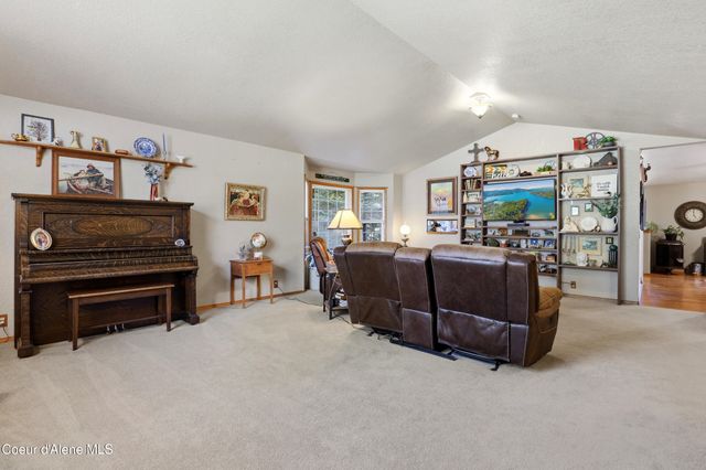 7278 E Hayden Haven Rd, Hayden, ID 83835