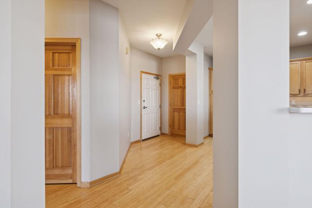 3600 Wooddale Avenue S 319, Saint Louis Park, MN 55416