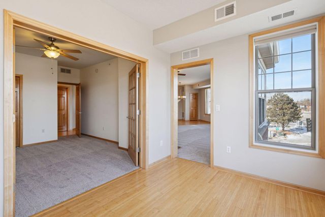 3600 Wooddale Avenue S 319, Saint Louis Park, MN 55416