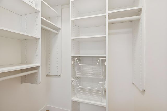 3600 Wooddale Avenue S 319, Saint Louis Park, MN 55416