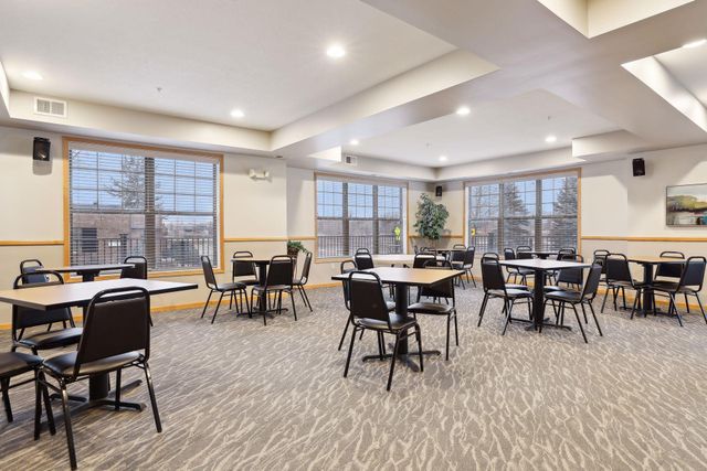 3600 Wooddale Avenue S 319, Saint Louis Park, MN 55416