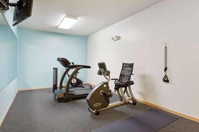 3600 Wooddale Avenue S 319, Saint Louis Park, MN 55416