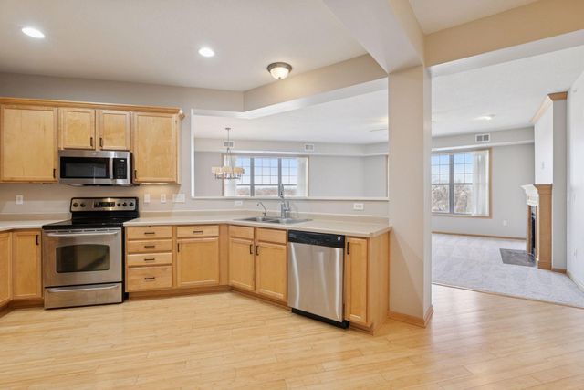 3600 Wooddale Avenue S 319, Saint Louis Park, MN 55416