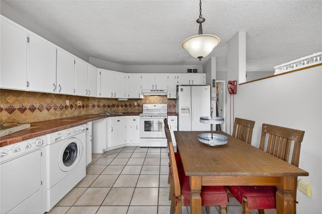 6745 SW 132nd Avenue 204, Miami, FL 33183