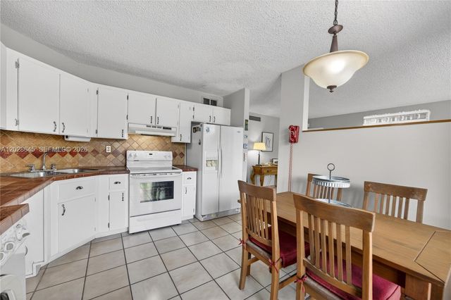 6745 SW 132nd Avenue 204, Miami, FL 33183