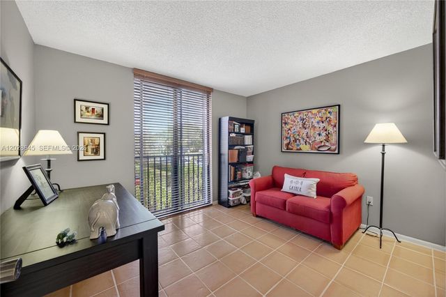 6745 SW 132nd Avenue 204, Miami, FL 33183