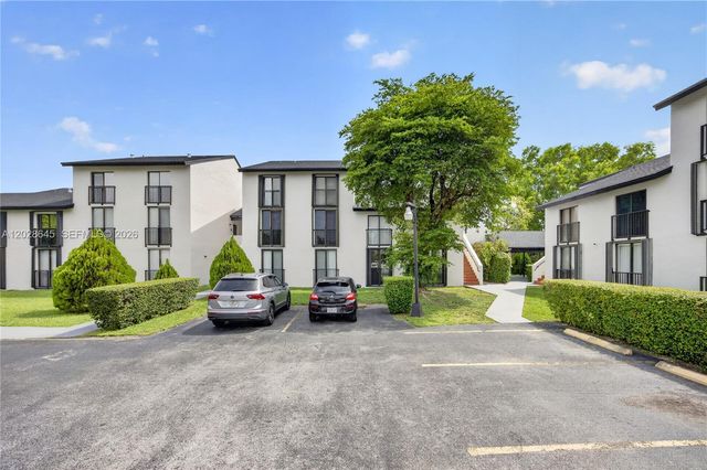 6745 SW 132nd Avenue 204, Miami, FL 33183
