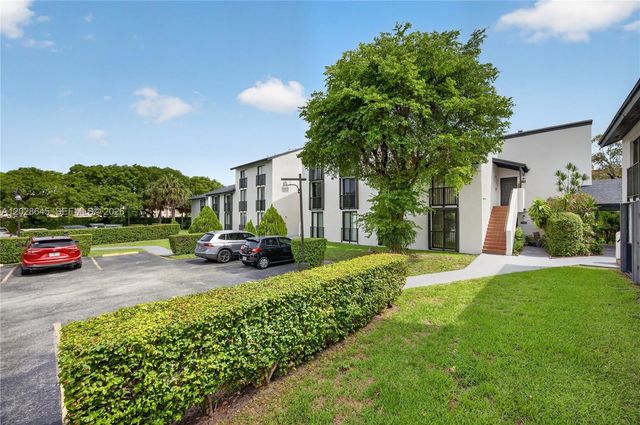 6745 SW 132nd Avenue 204, Miami, FL 33183
