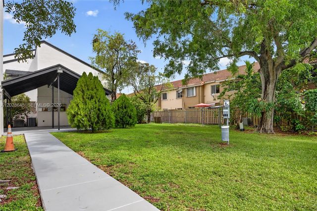 6745 SW 132nd Avenue 204, Miami, FL 33183